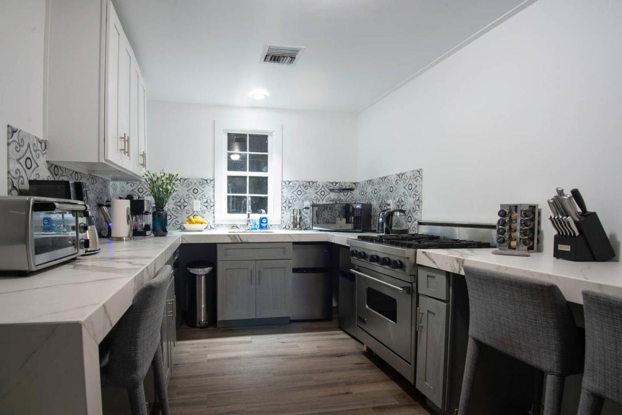 4 Bedroom - Sleeps 8! Celebrity Villa Next To Frenchman St La Nouvelle-Orléans Extérieur photo